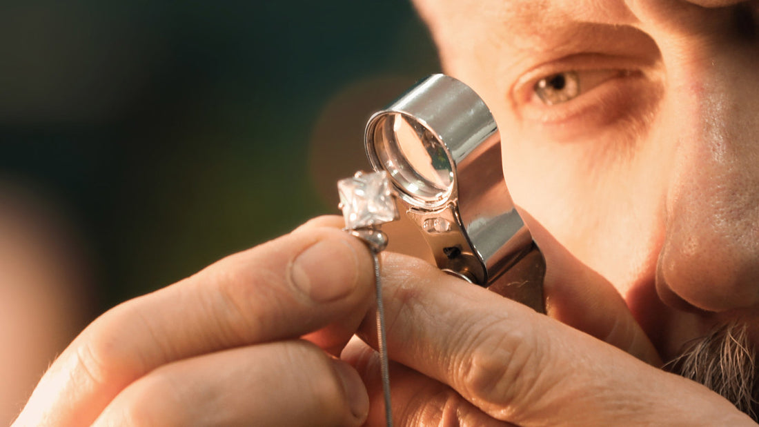 The Essential Guide to Purchasing the Right Diamond