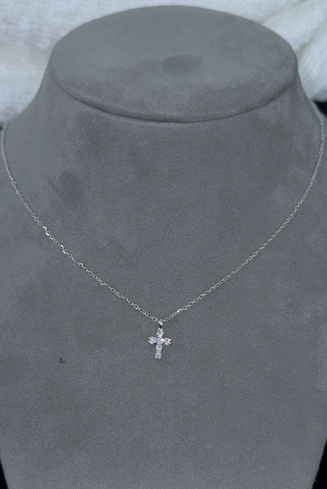 14kt White Gold 0.24 Carat Total Weight Lab Diamond Cross-Pendant Necklace 16–18 Inches DP-064