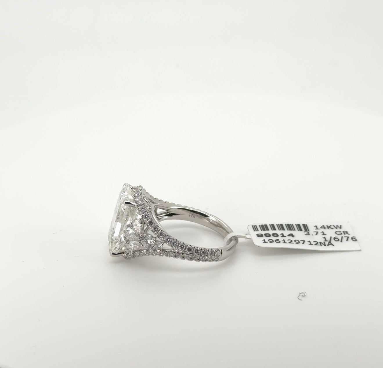 6.03ct Radiant F VS1 Lab Diamond 14kt White Gold Ring RGF-689-1