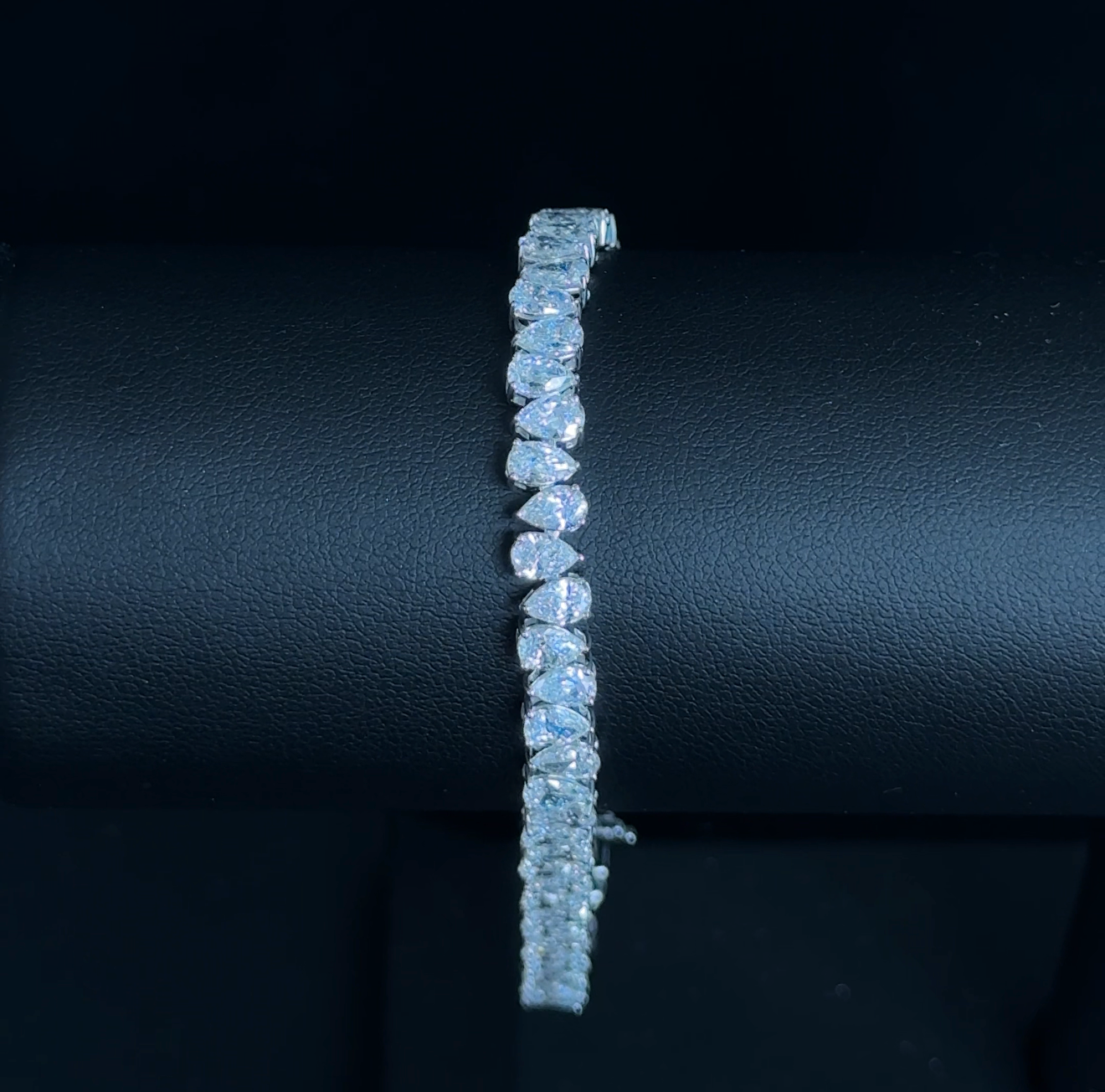 9.37ctw Pear Lab Diamond 14kt White Gold 7" Tennis Bracelet
