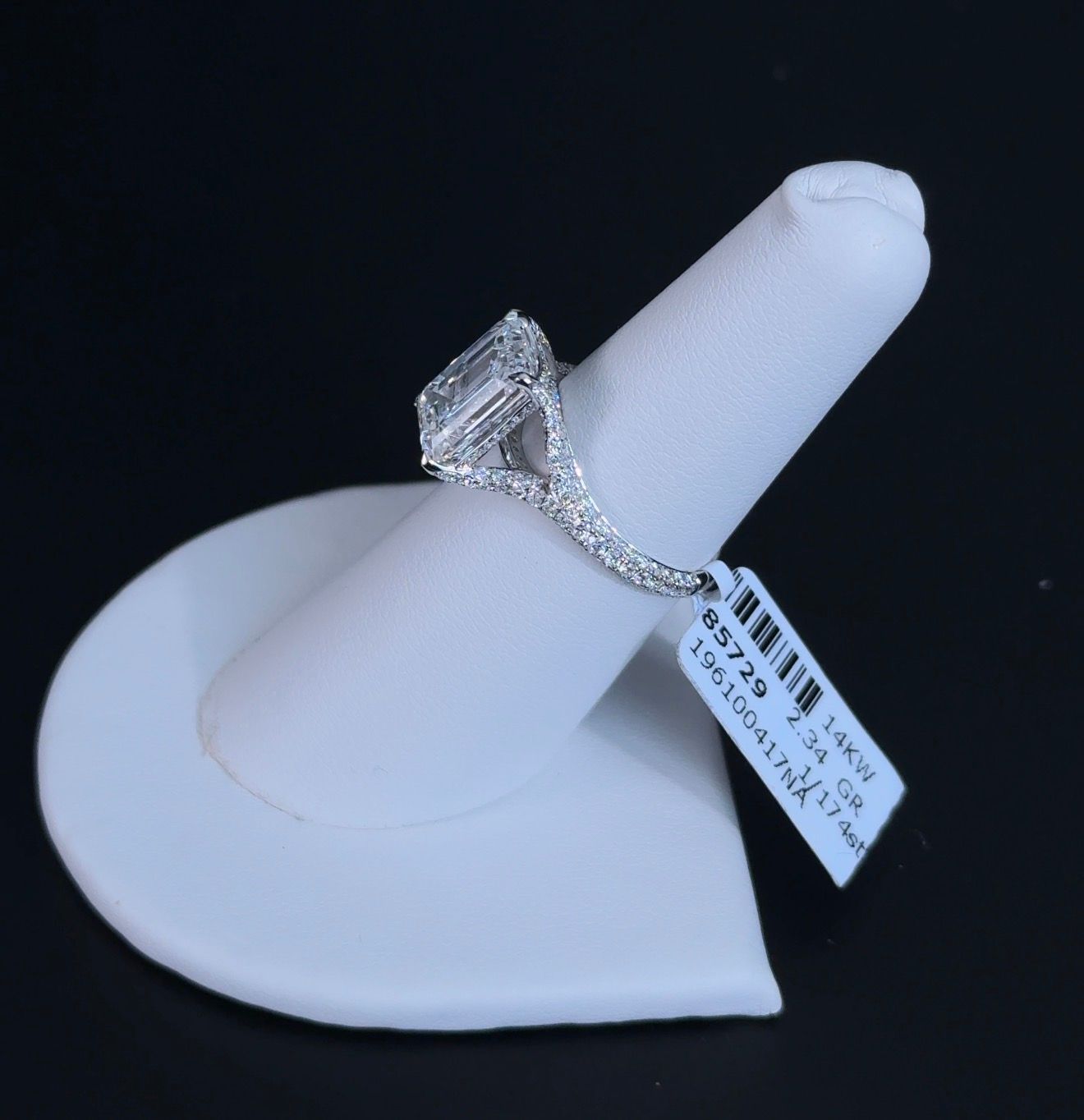 4.05 Carat Emerald Cut D VS1 Lab Diamond Ring 14kt White Gold RGF-313
