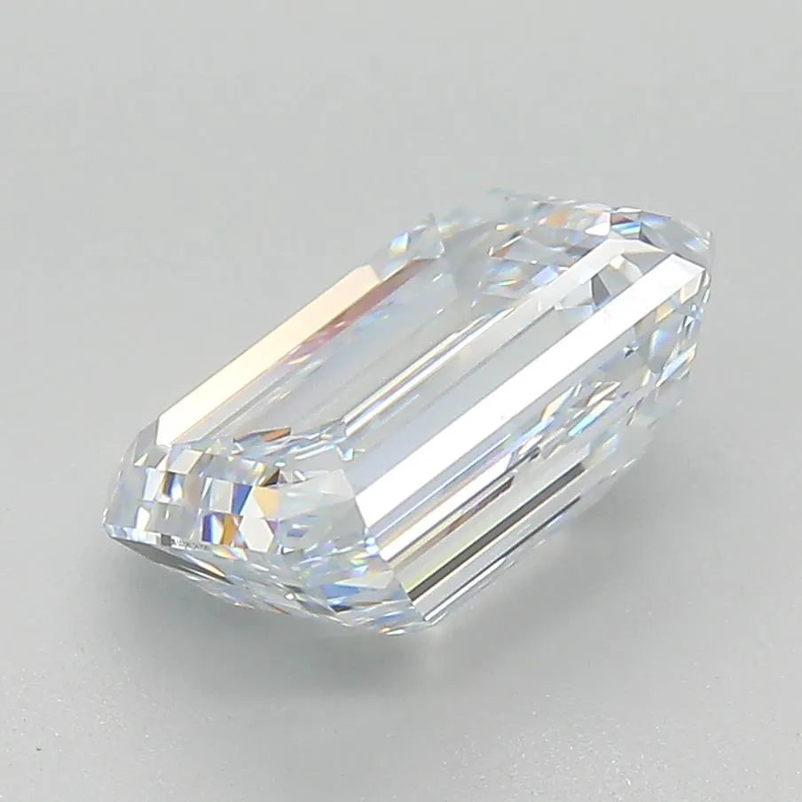 3.1 Carats EMERALD Diamond