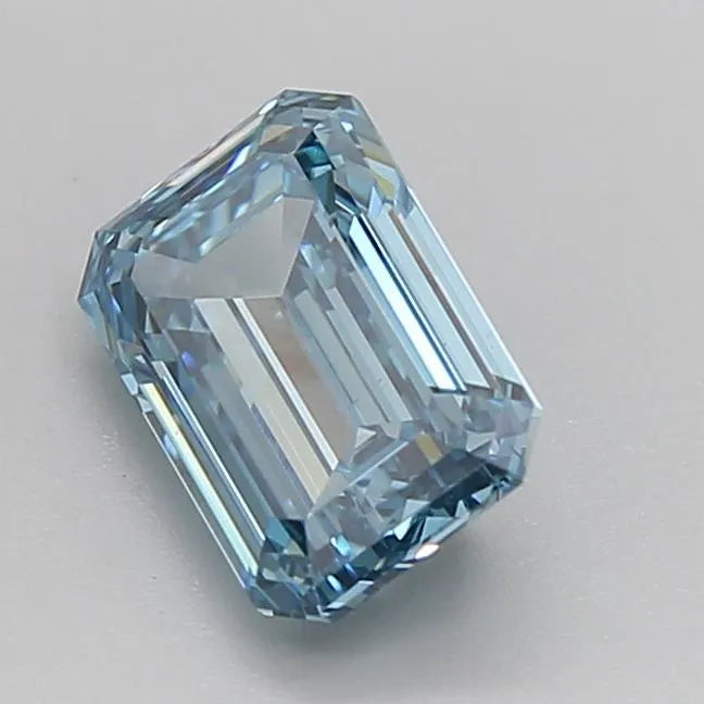 1.52 Carats EMERALD Diamond