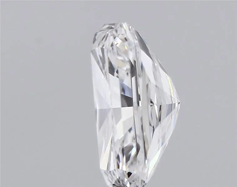 2.78 Carats RADIANT Diamond