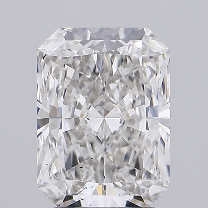 2.02 Carat Radiant IGI Labgrown Diamond, With Certificate ID LG635491679