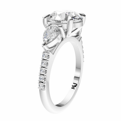 Round Accented Three Stone Pear Setting
