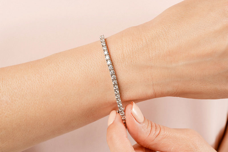 Classic 4 Prong Tennis Bracelet