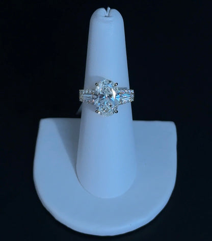4.01ct Oval E VVS2 Lab Diamond 14kt Yellow Gold Three Stone Engagement Ring RGF-809-1