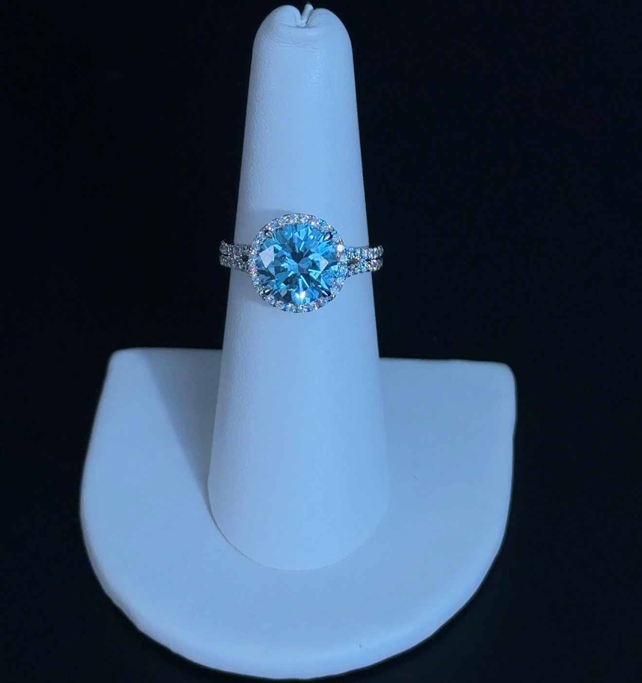 3.01ct Round Fancy Vivid Blue VVS2 Lab Diamond 14kt White Gold Engagement Ring RGF-774