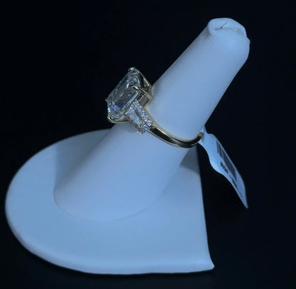 6.01ct Emerald E VVS2 Lab Diamond 14kt Yellow Gold Three Stone Engagement Ring RGF-806-1