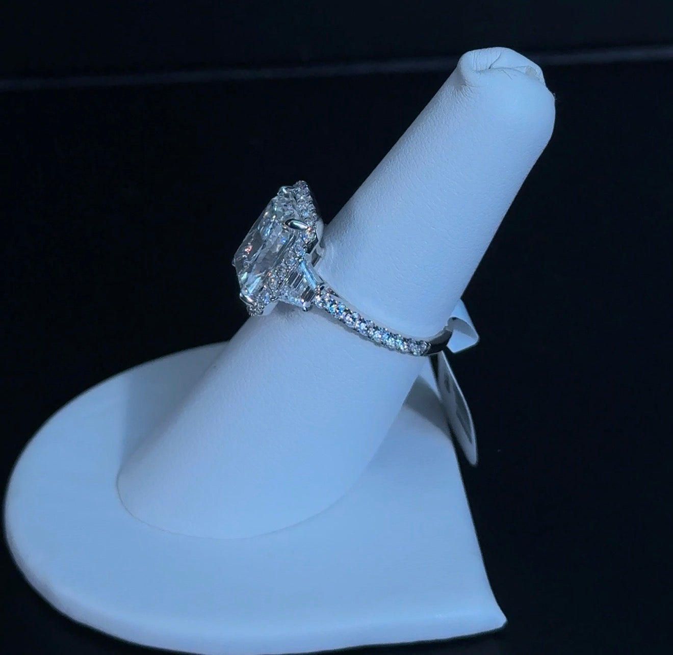 4.01ct Radiant F VS1 Lab Diamond 14kt White Gold Engagement Ring RGF-766