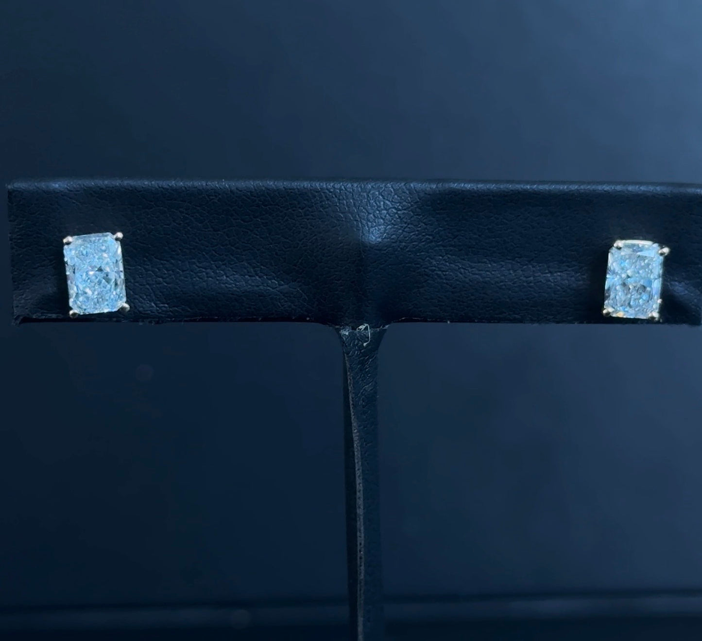 2.03ctw Radiant Lab Diamond 14kt Yellow Gold Earrings