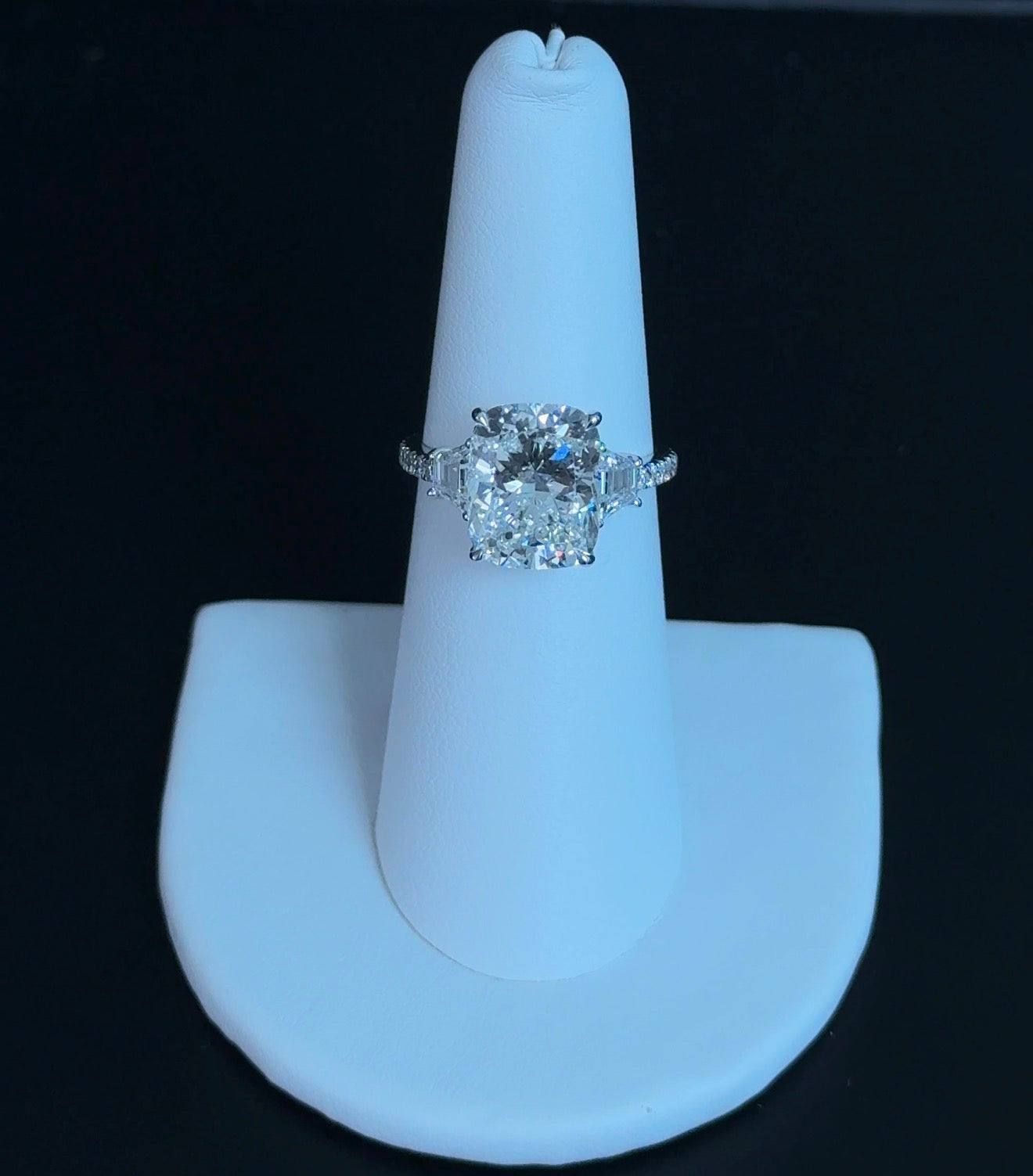 5.03ct Cushion E VVS2 Lab Diamond 14kt White Gold Engagement Ring RGF-765