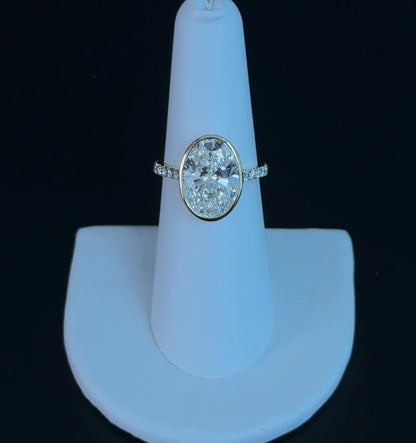5.05ct Oval D VVS2 Lab Diamond 14kt Yellow Gold Engagement Ring SA5695R-14x9.6-2