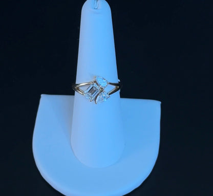 1.65ctw Pear and Emerald Lab Diamond 14kt Yellow Gold Ring DN21284