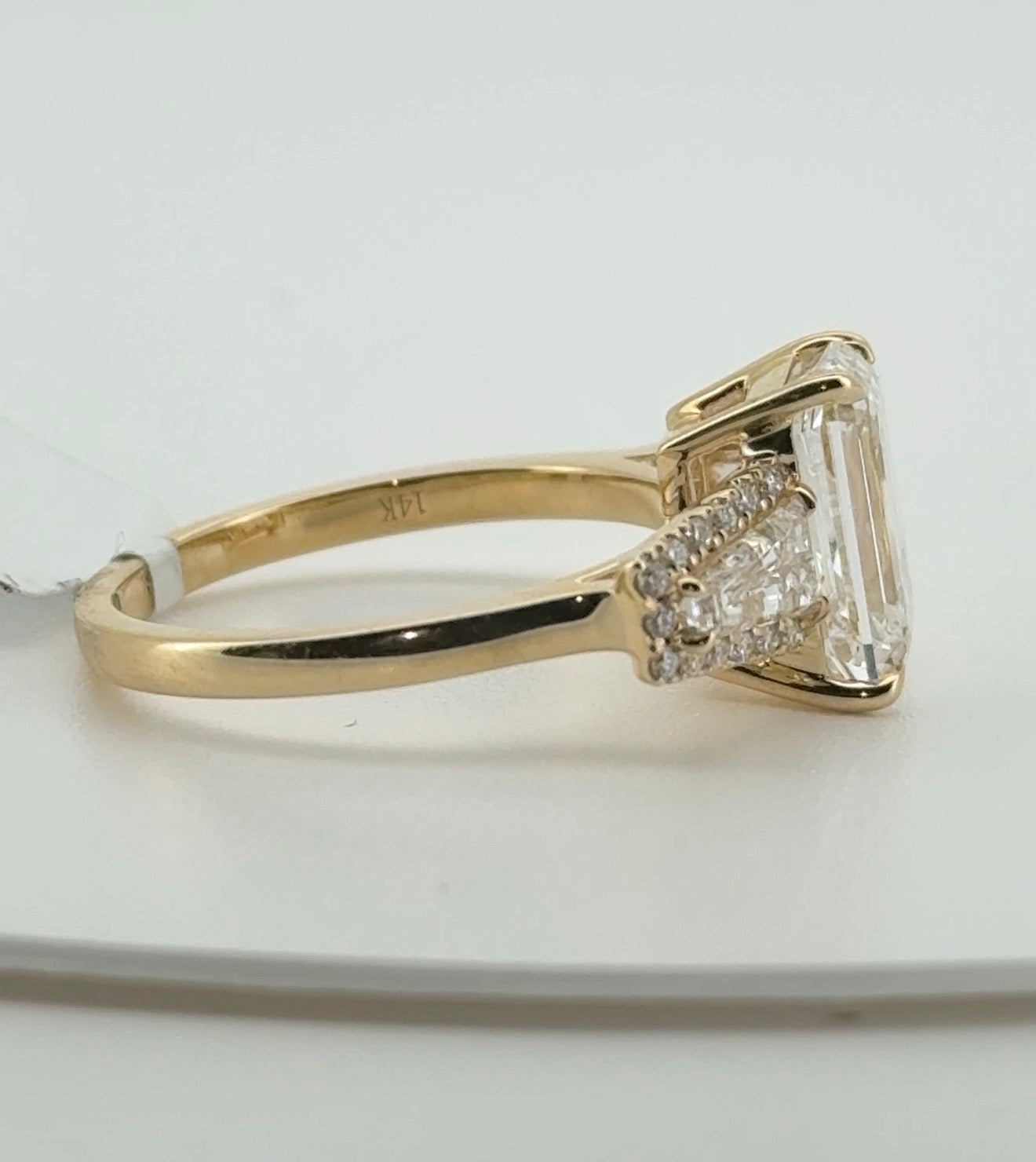 3.01ct Emerald E VVS2 Lab Diamond 14kt Yellow Gold Ring RGF-804