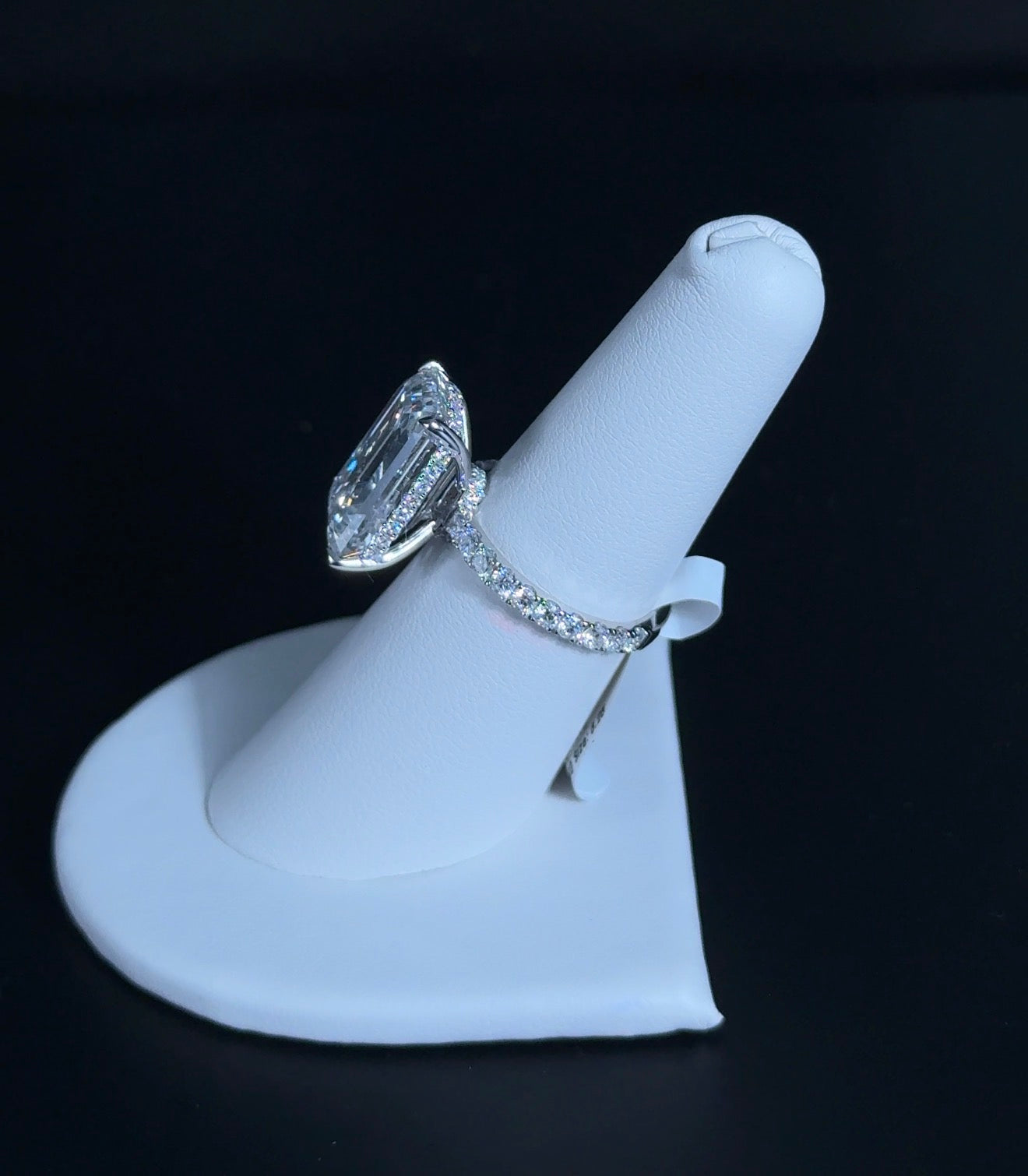 10.58ct Emerald E VS2 Lab Diamond 14kt White Gold Ring SA5505RE-15x10-1
