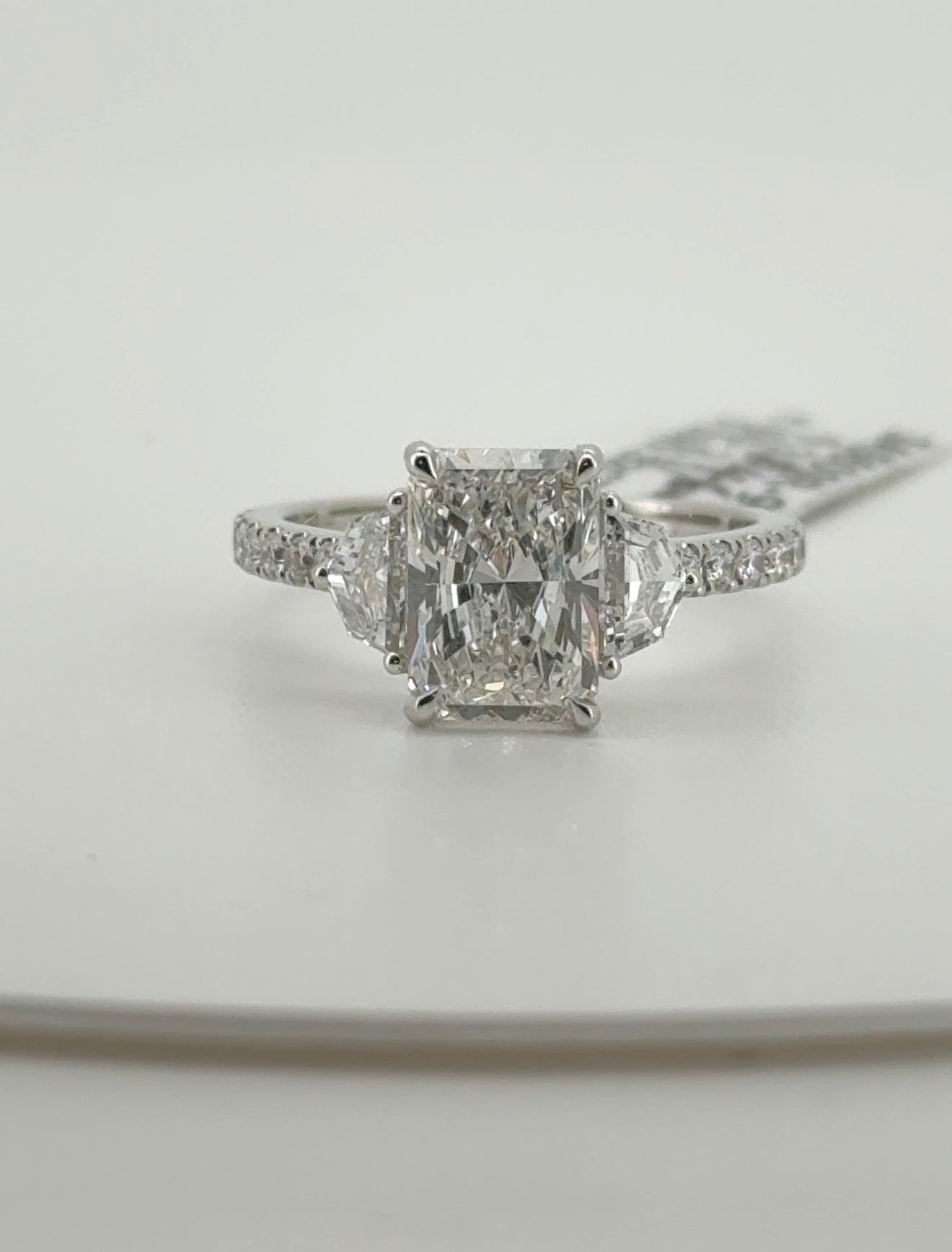 2.01ct Radiant F VVS1 Lab Diamond 14kt White Gold Ring SA5609R-9x6.3