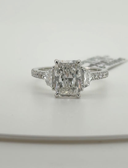 2.01ct Radiant F VVS1 Lab Diamond 14kt White Gold Ring SA5609R-9x6.3