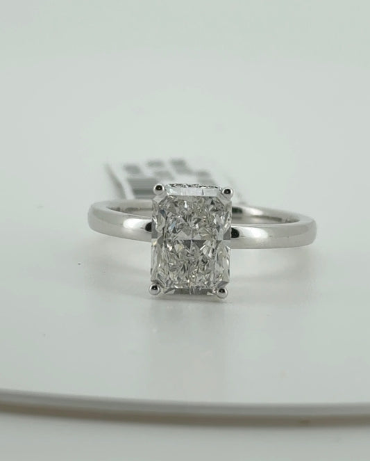 2.09ct Radiant E VVS2 Lab Diamond 14kt White Gold Ring SR8161-RAD200A