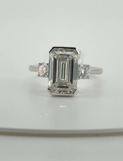 4.05ct Emerald F VVS2 Lab Diamond 14kt White Gold Ring RGF-761