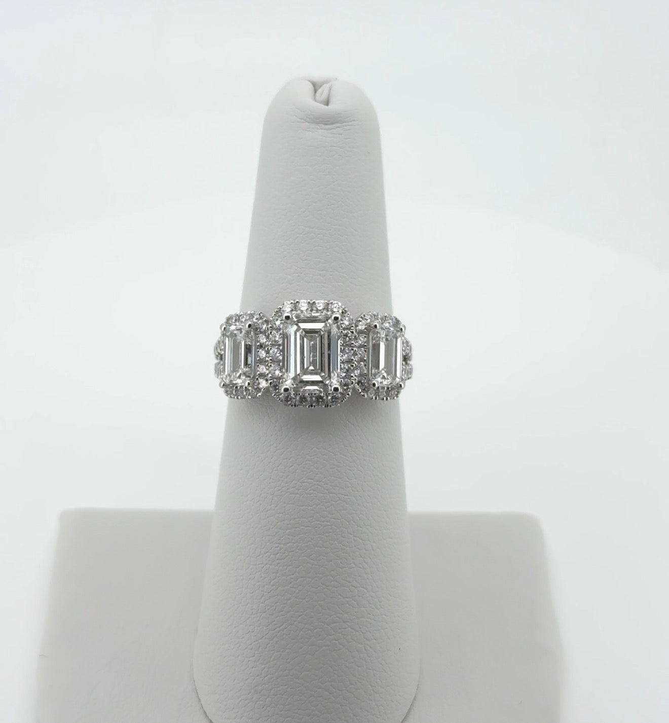 3.74ctw Emerald Lab Diamond 14kt White gold 3-Stone Ring RGF-440