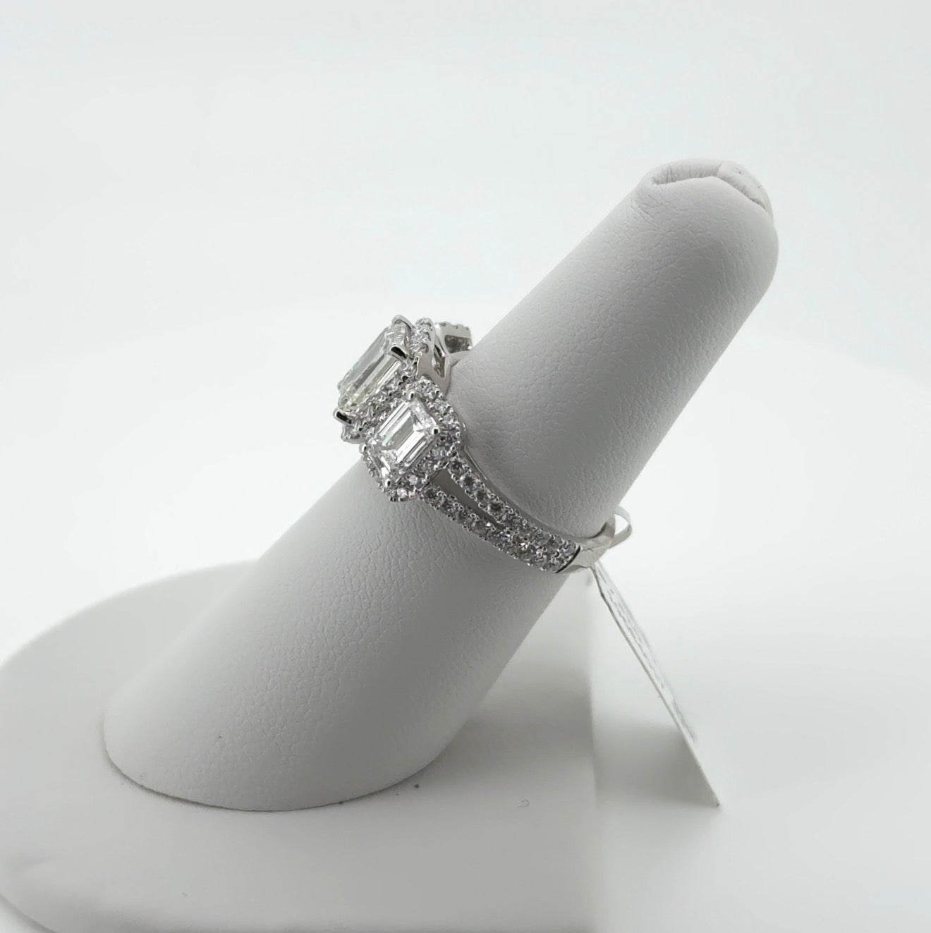 3.74ctw Emerald Lab Diamond 14kt White gold 3-Stone Ring RGF-440