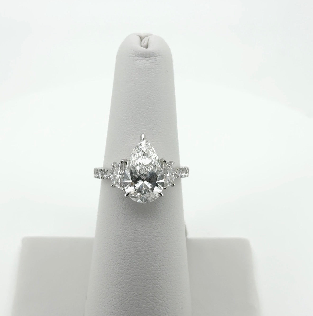 3.06ct Pear E VVS2 Lab Diamond 14kt White Gold Ring RGF-636-1