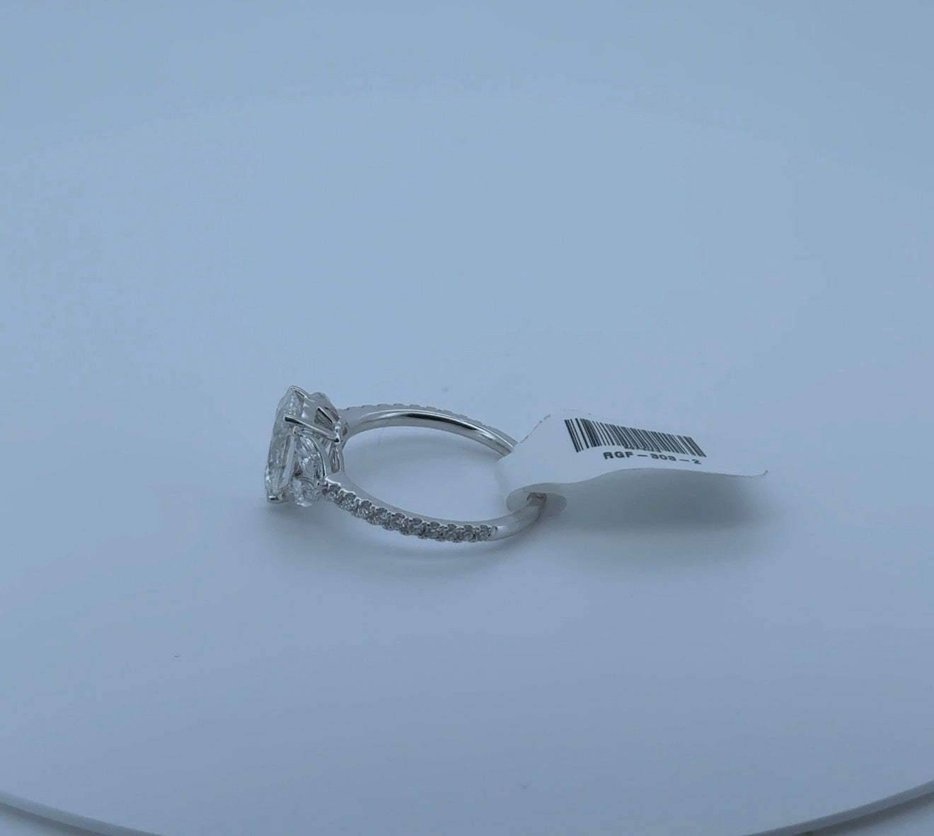 2.02ct Oval F VS1 Lab Diamond 14kt White Gold Ring RGF-303-2