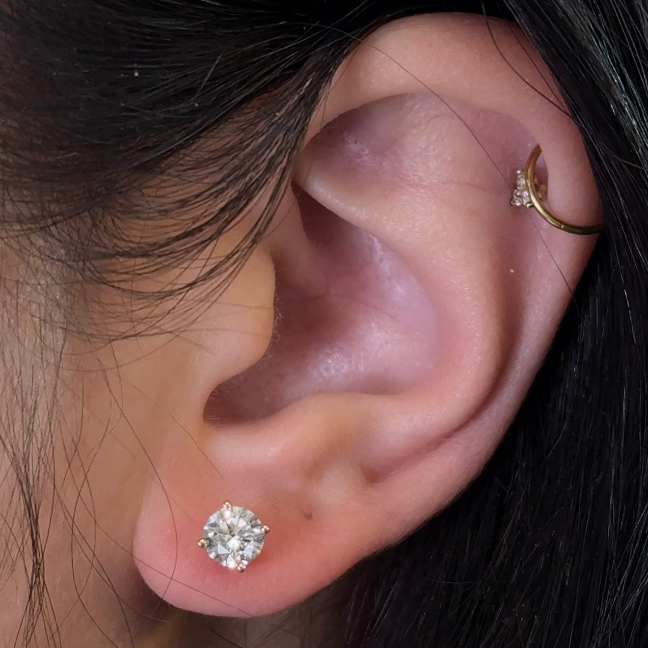 Round 4-Prong Yellow Gold Basket Stud Earrings 1.00ctw