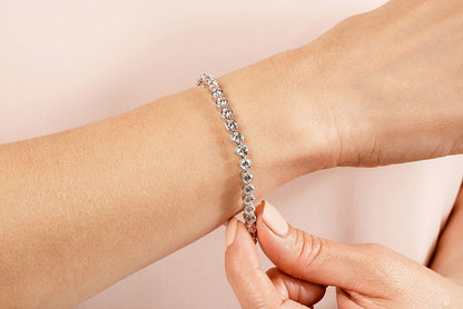 Dazzling Four Prong Diamond Tennis Bracelet