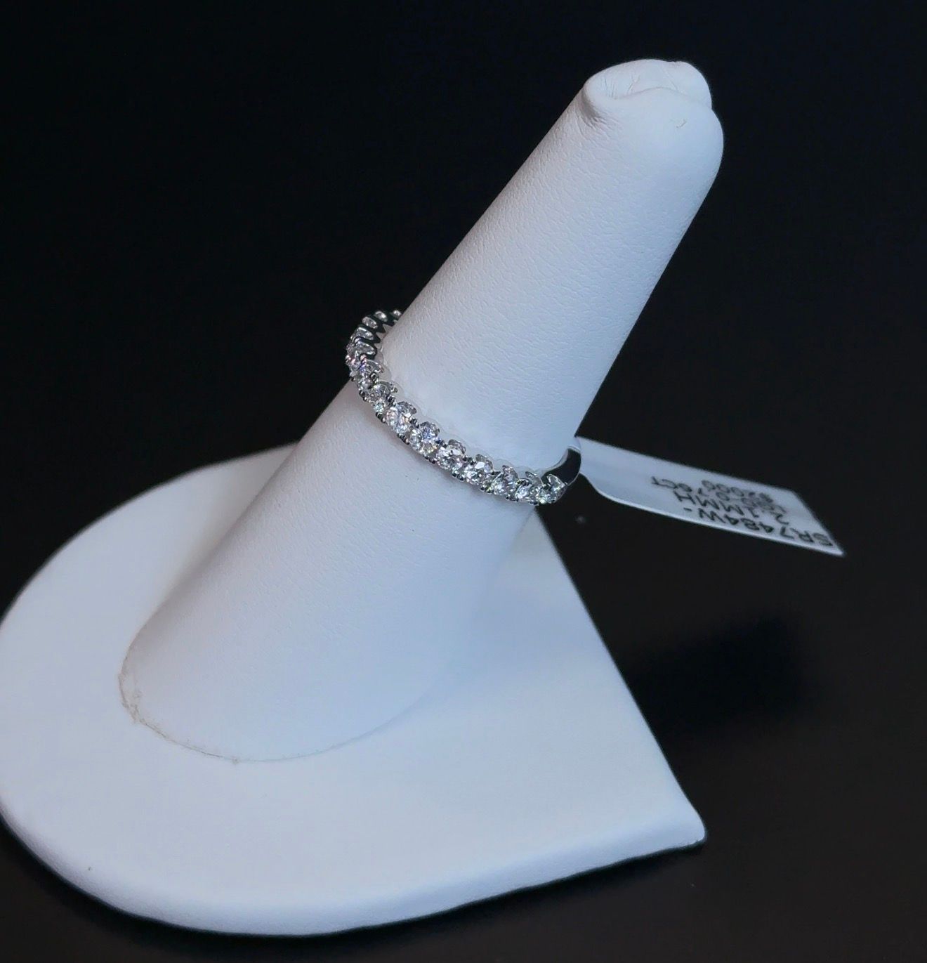 0.76ctw Round Lab Diamond 14kt White Gold Band SR7484W