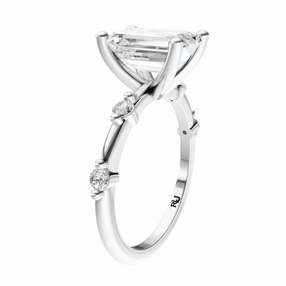 Emerald Sprinkled Accented Setting