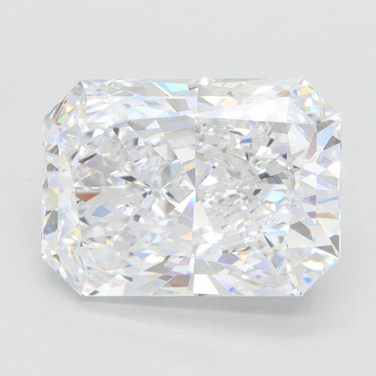 3.77 Carat Radiant IGI Labgrown Diamond, With Certificate ID LG620401803