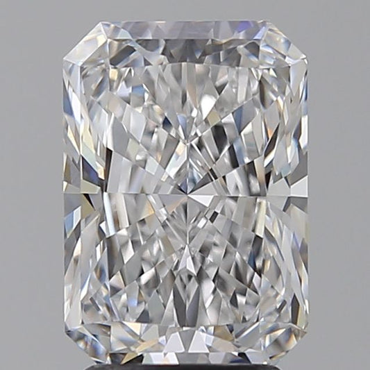 3.07 Carat Radiant IGI Labgrown Diamond, With Certificate ID LG635490508