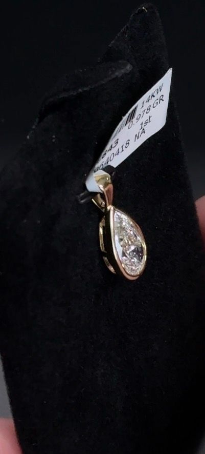 3.02ct Pear Lab Diamond Pendant Bezel E VS1 IGI Certified 14kt Yellow Gold PEN-18-5