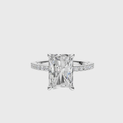 Radiant Traditional Accented Tulip Sparkler Setting