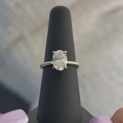 Oval 4-prong Petite Solitaire Setting