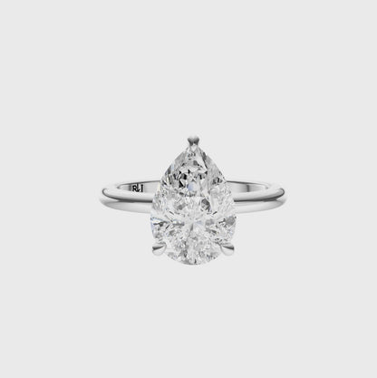 Pear Elegant Solitaire Setting