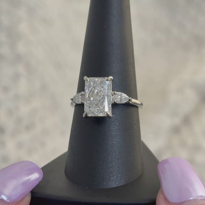 Radiant Three Stone Pear Setting