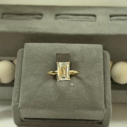 3.04 Carat Emerald Lab Diamond Tulip Basket Elegant Solitaire Ring