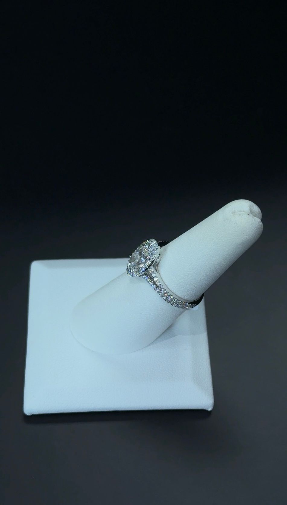 2.05ct Oval Lab Diamond E VVS2 14kt White Gold Ring  RGF-294-6