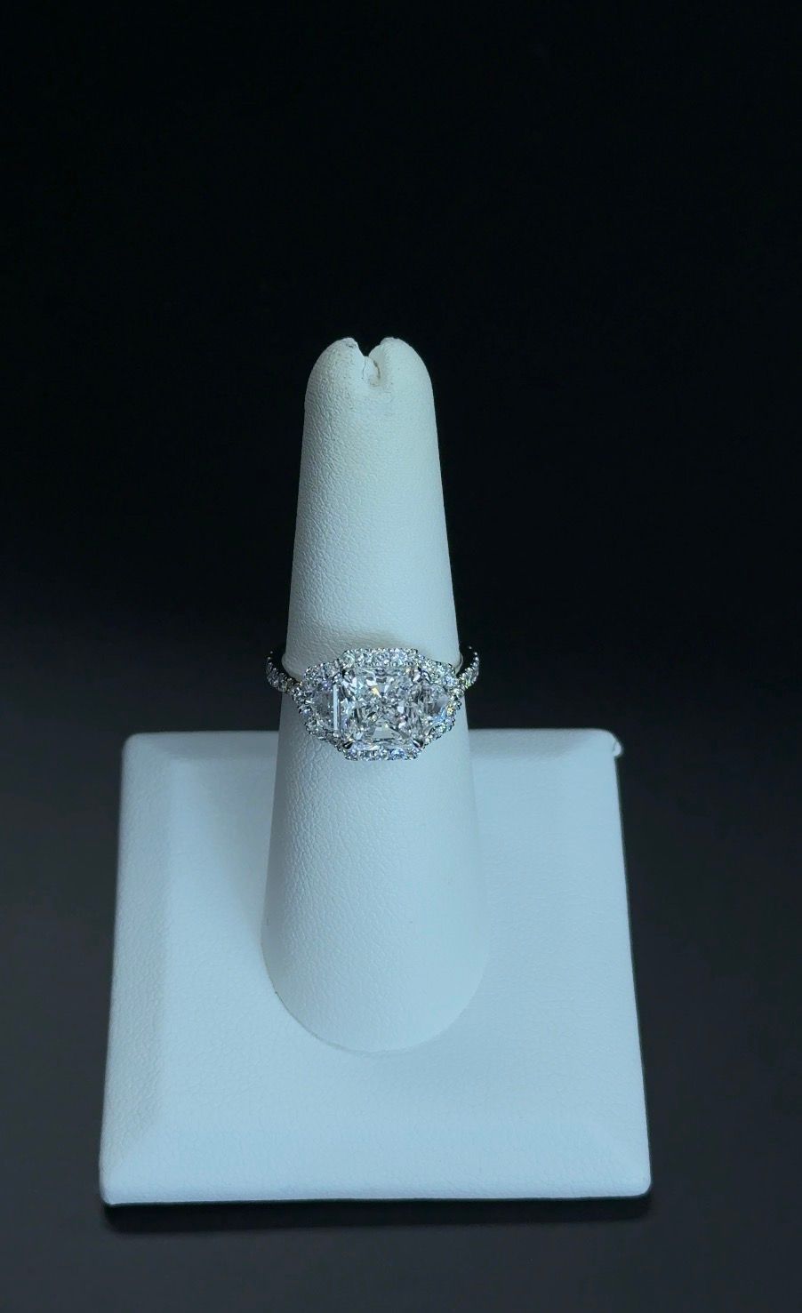 2.53ct Radiant Lab Diamond D VVS2 14kt White Gold Ring RGF-370