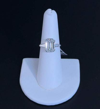 3.50ct Emerald F VVS2 Lab Diamond 14kt White Gold Engagement Ring RGF-569-2