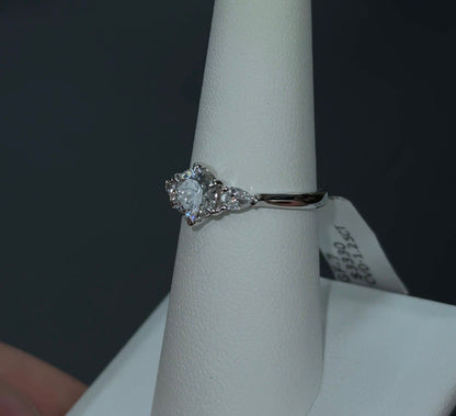 1.01 Carat Round Lab Diamond 14Kt White Gold Engagement Ring SKU: RGF-7