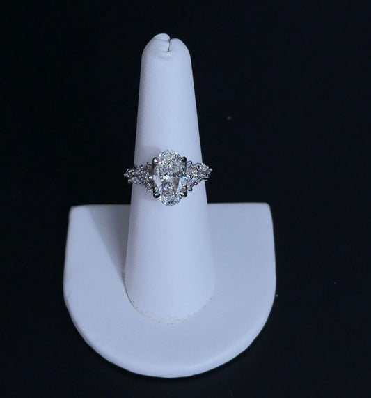 3.05ct Oval E VVS2 Lab Diamond 14kt White Gold Engagement Ring RJR00109