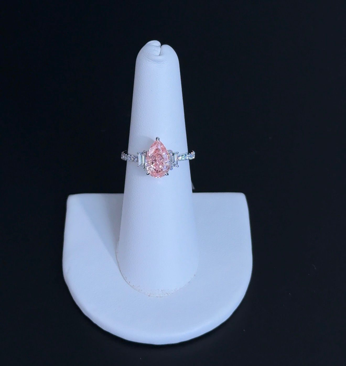 2.01ct Pear FANCY VIVID PINK Lab Diamond 14kt White Gold Ring SA5543R-10.3.x6.7